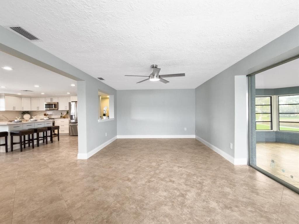 5008 DORY DRIVE photo 9