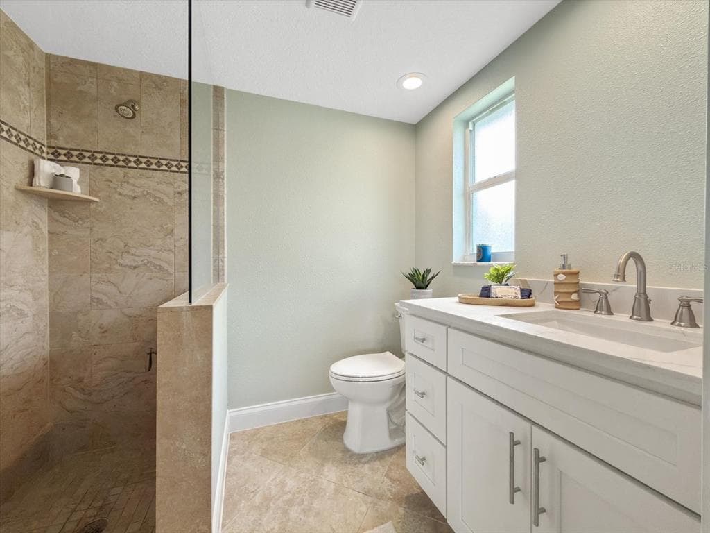 5008 DORY DRIVE photo 24