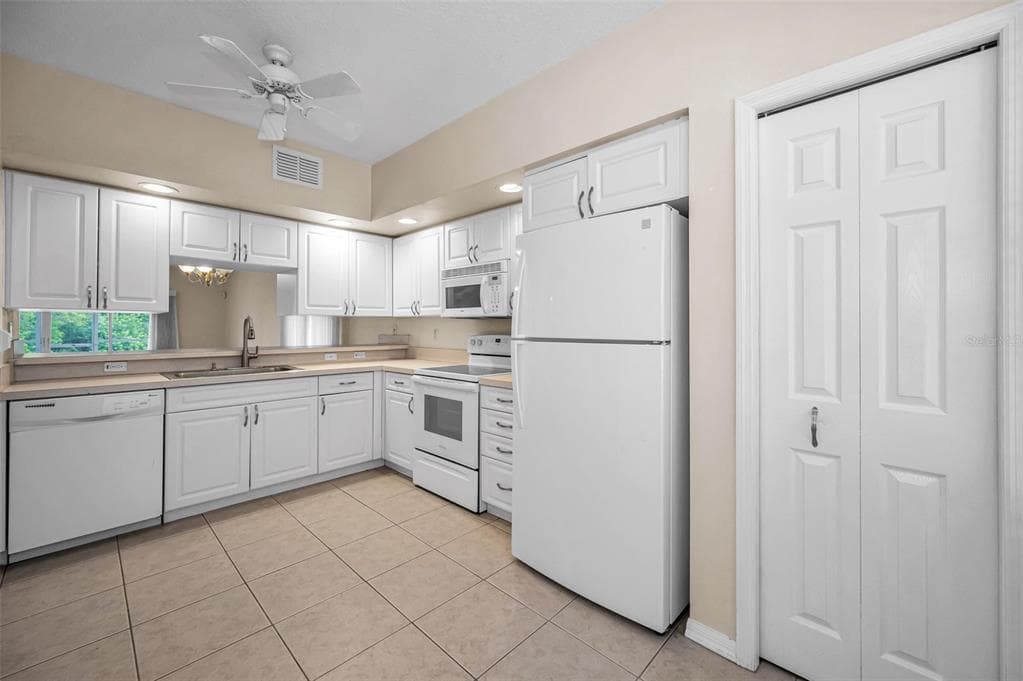 1400 WATER VIEW DRIVE W 104 photo 19