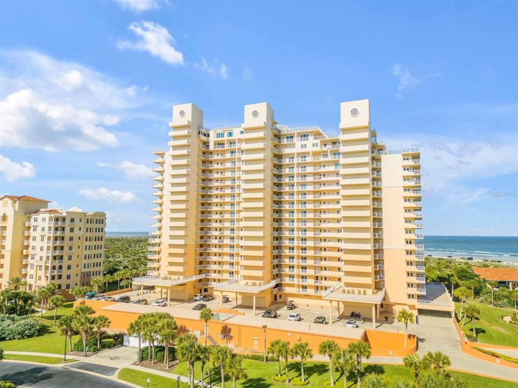 257 MINORCA BEACH WAY #406 1