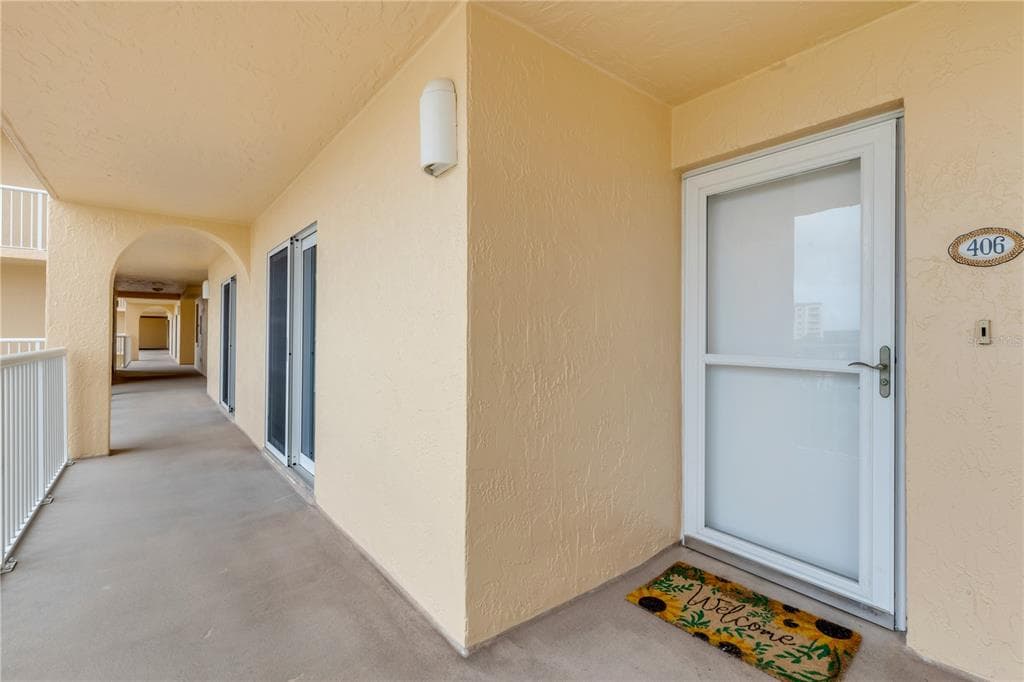 257 MINORCA BEACH WAY #406 5
