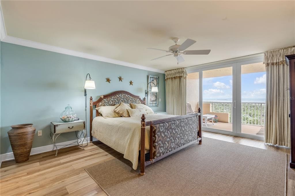 257 MINORCA BEACH WAY 406 photo 20