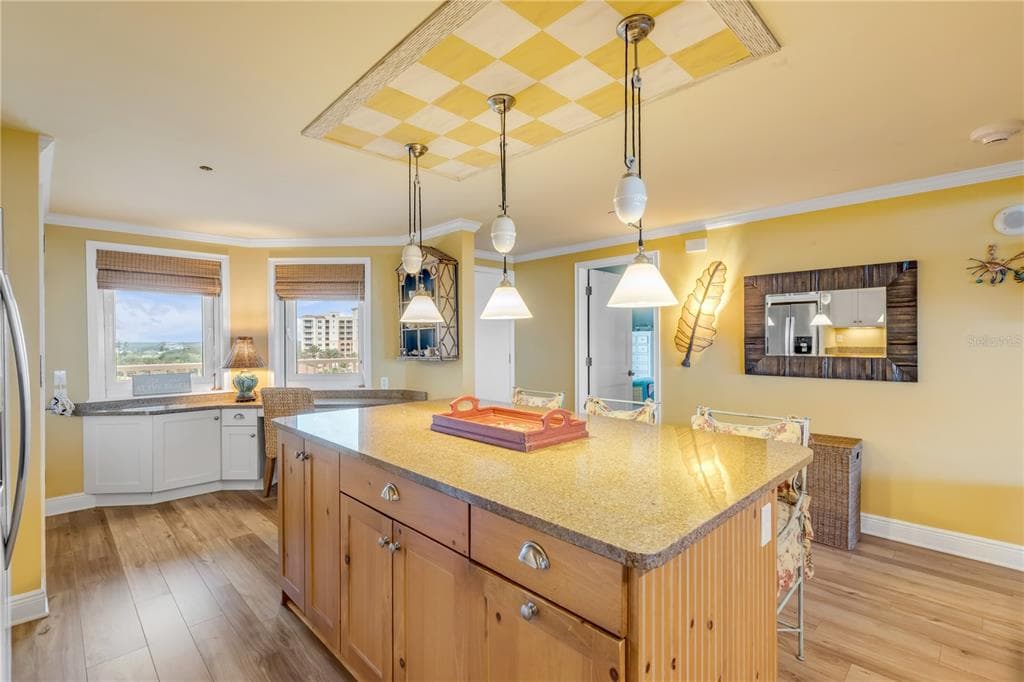 257 MINORCA BEACH WAY 406 photo 10