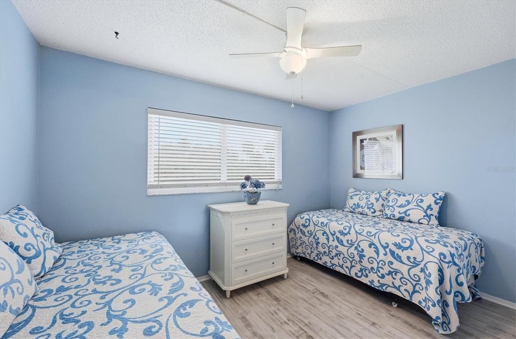 6470 HOLLYWOOD BOULEVARD 208 photo 14