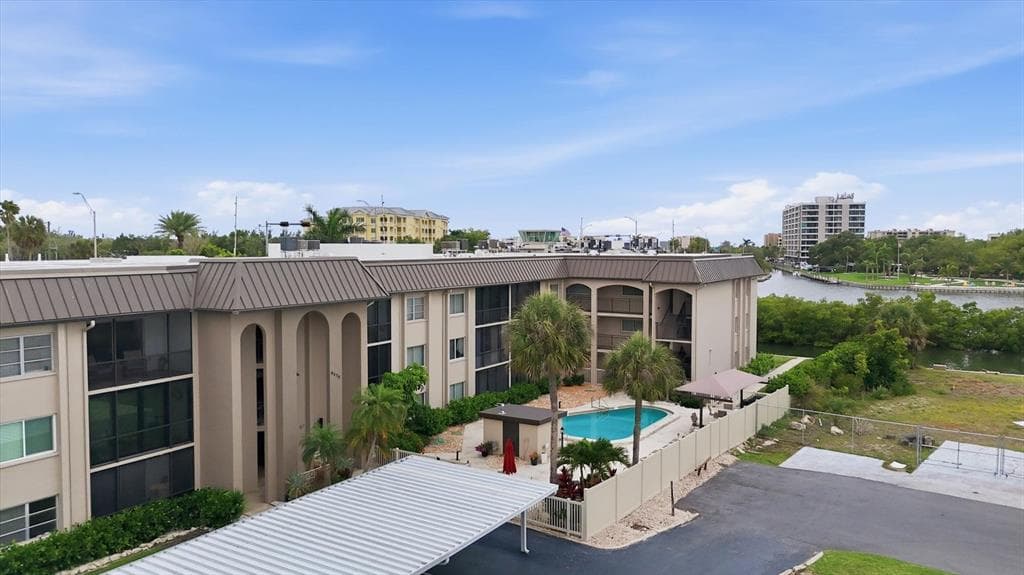 6470 HOLLYWOOD BOULEVARD 208 photo 21