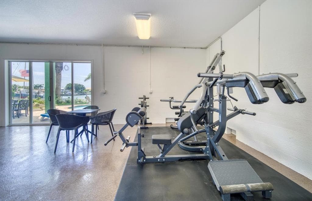 478 S HARBOR DRIVE photo 23
