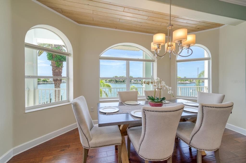 478 S HARBOR DRIVE photo 18