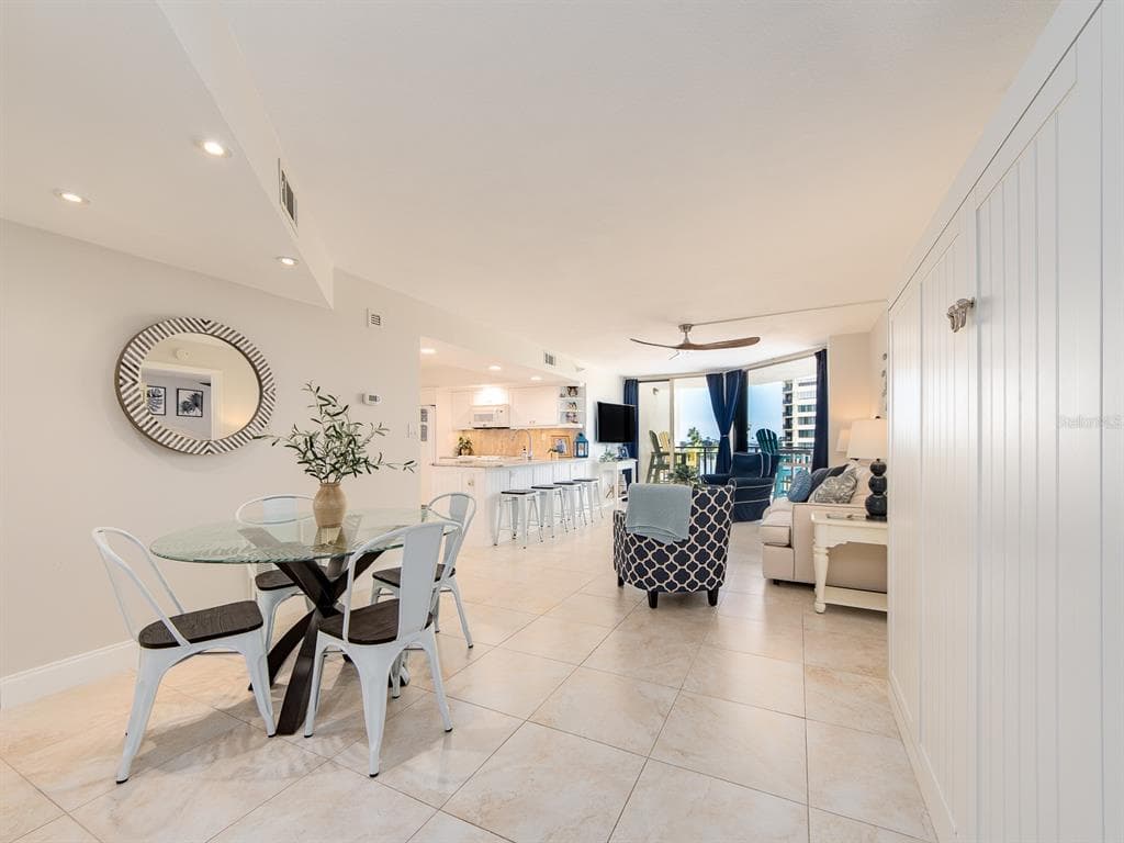 690 ISLAND WAY #408 4