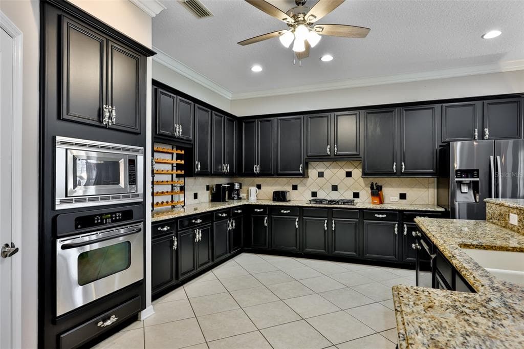 5229 BRIGHTON SHORE DRIVE photo 11