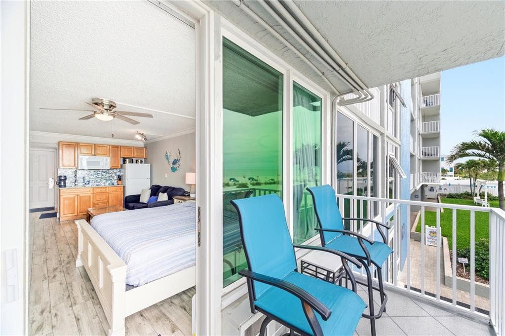 9980 GULF BOULEVARD 211 photo 19