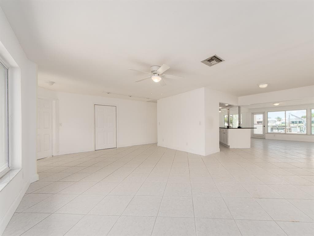 720 115TH AVENUE photo 6