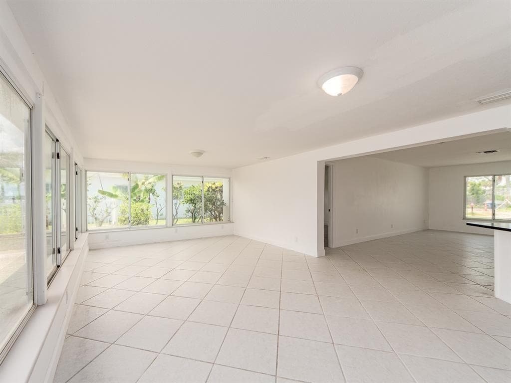 720 115TH AVENUE photo 16