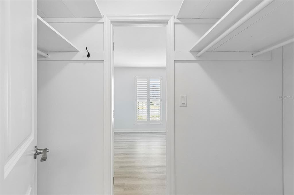 552 PLAZA SEVILLE COURT 97 photo 18
