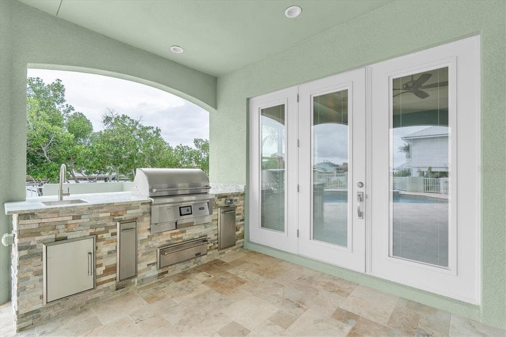 811 BIRDIE WAY photo 22