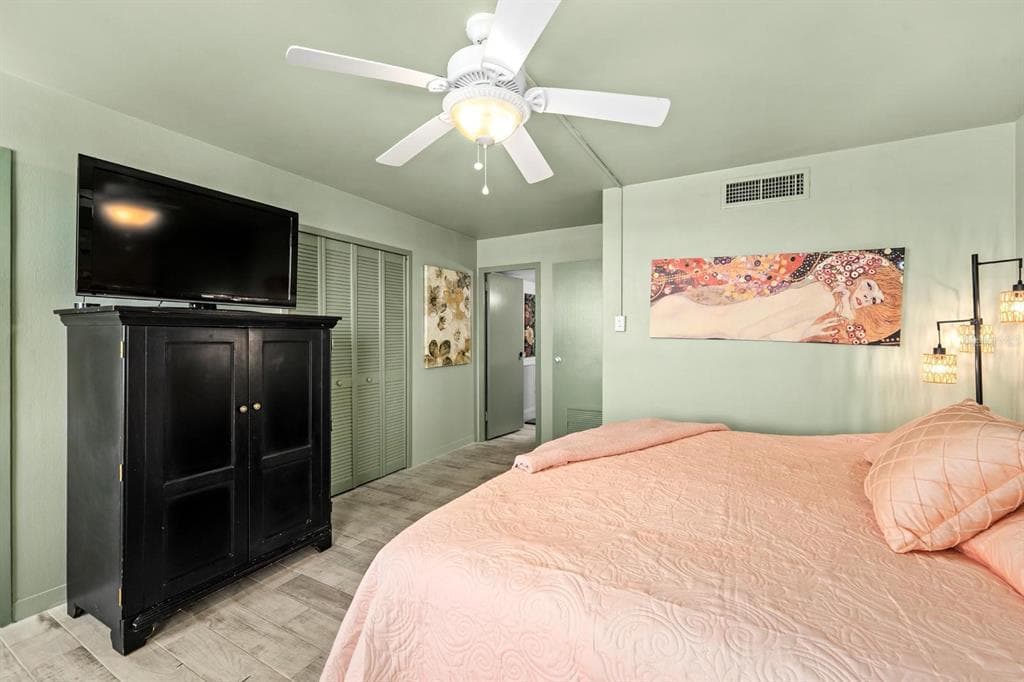 10355 PARADISE BOULEVARD 512 photo 17
