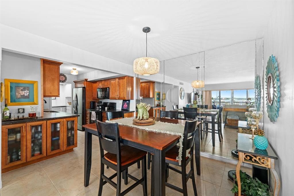 10355 PARADISE BOULEVARD 512 photo 9