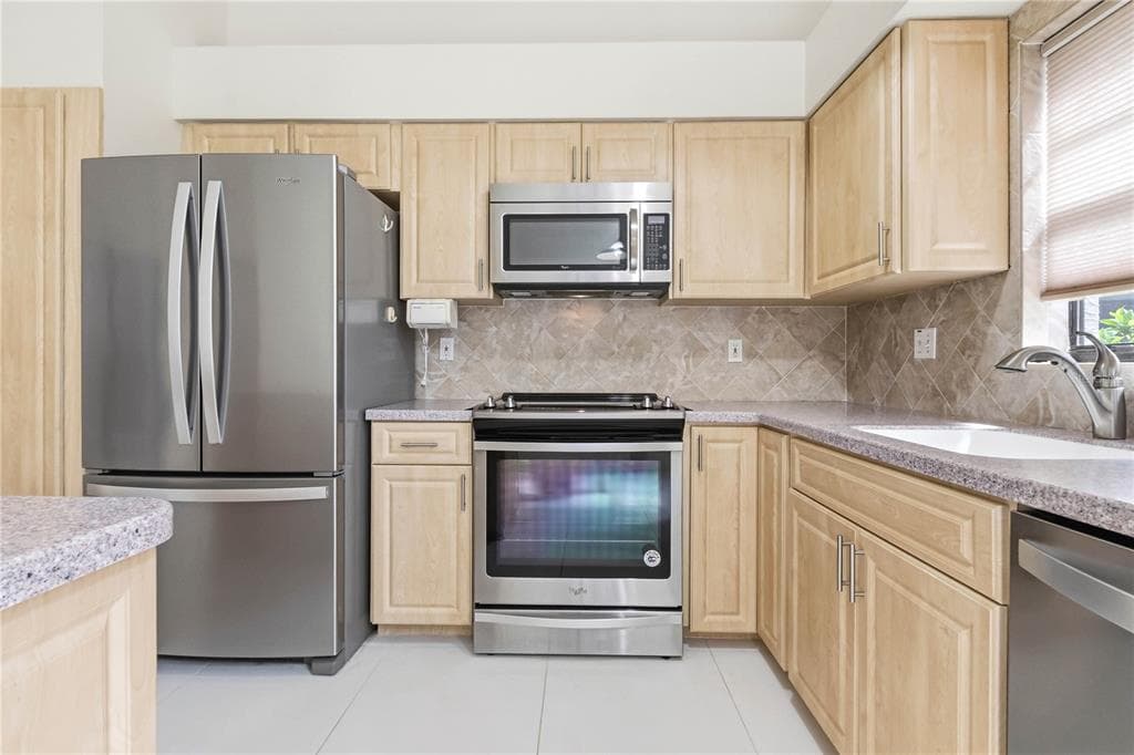 5515 SALEM SQUARE DRIVE S photo 8