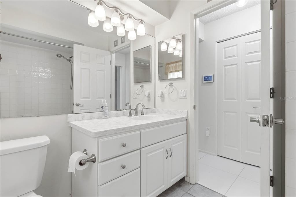 5515 SALEM SQUARE DRIVE S photo 25