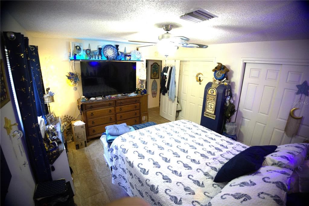 915 DEMPSEY STREET photo 24