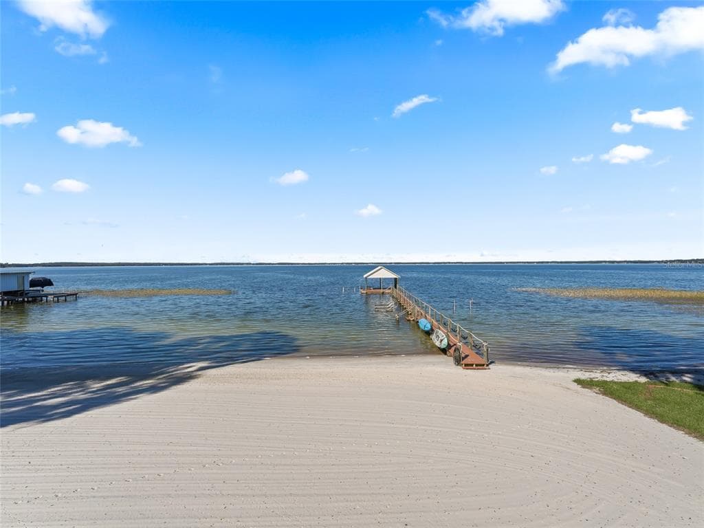 12943 SE SUNSET HARBOR ROAD 4