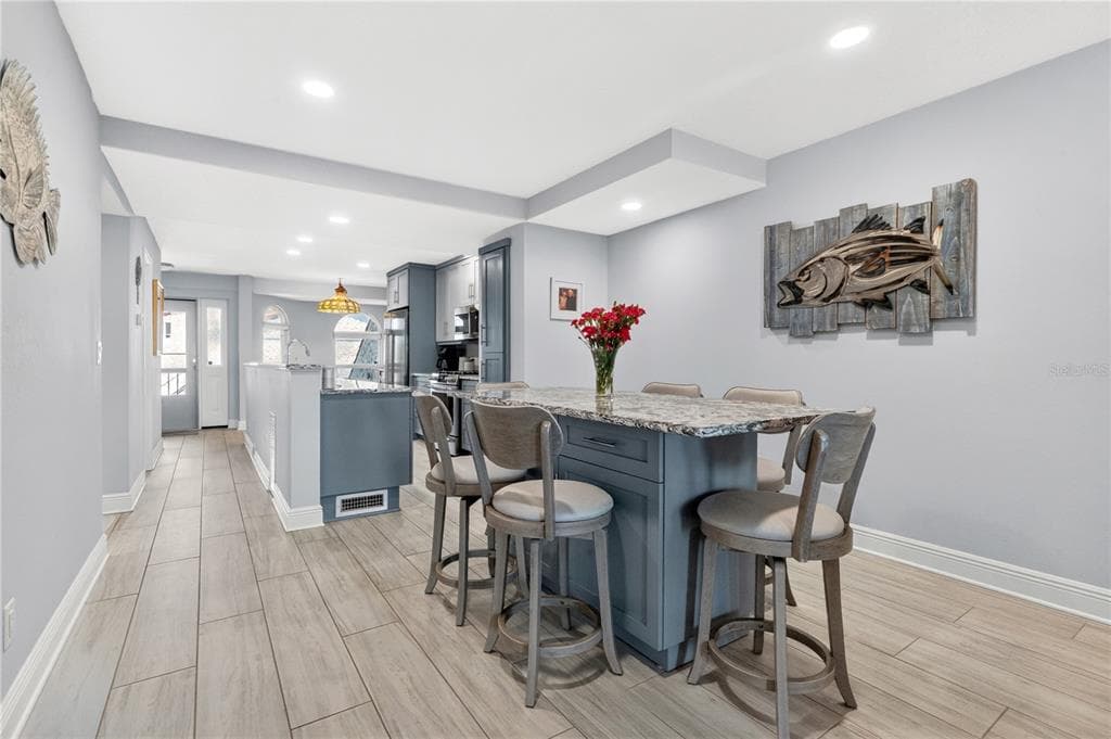 150 MARINA BAY DRIVE photo 17