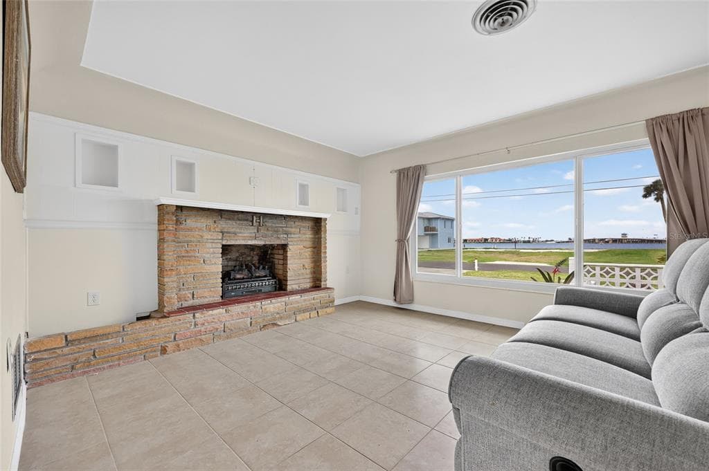 1447 LEMON BAY DRIVE photo 6