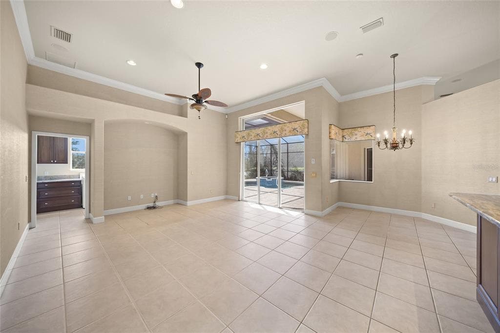 2501 FARMS COURT photo 20