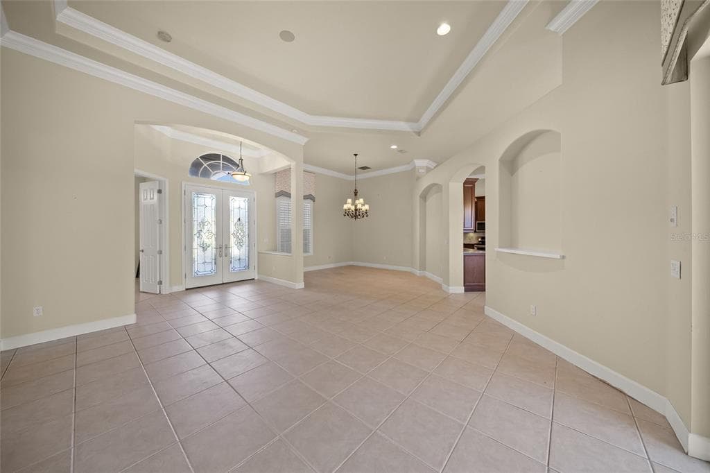 2501 FARMS COURT photo 11