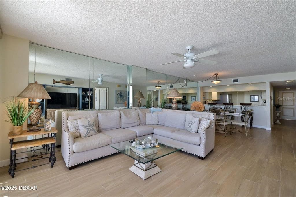 3855 S ATLANTIC AVENUE 1405 photo 2