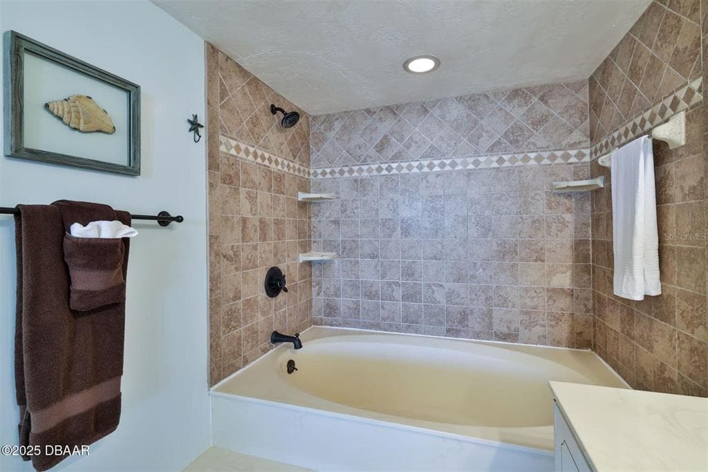 3855 S ATLANTIC AVENUE 1405 photo 21