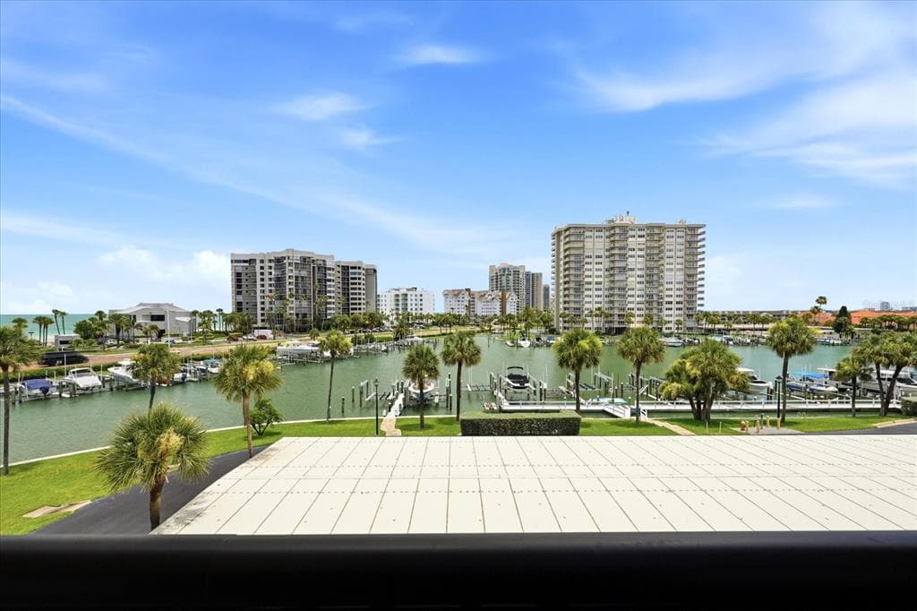 1651 SAND KEY ESTATES COURT 31 photo 20