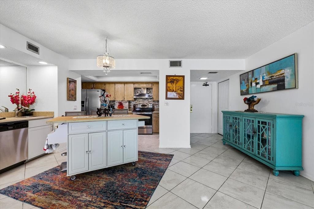 1651 SAND KEY ESTATES COURT 31 photo 11