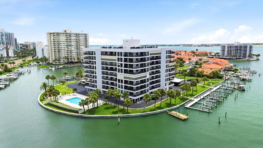 1651 SAND KEY ESTATES COURT 31 photo 4
