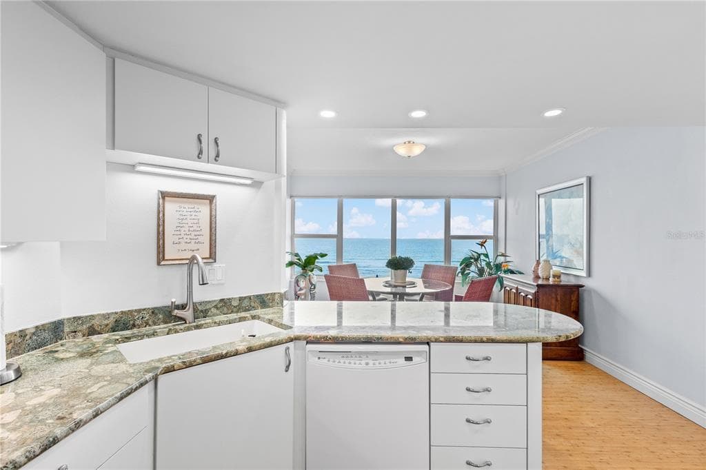 603 LONGBOAT CLUB ROAD 202N photo 19