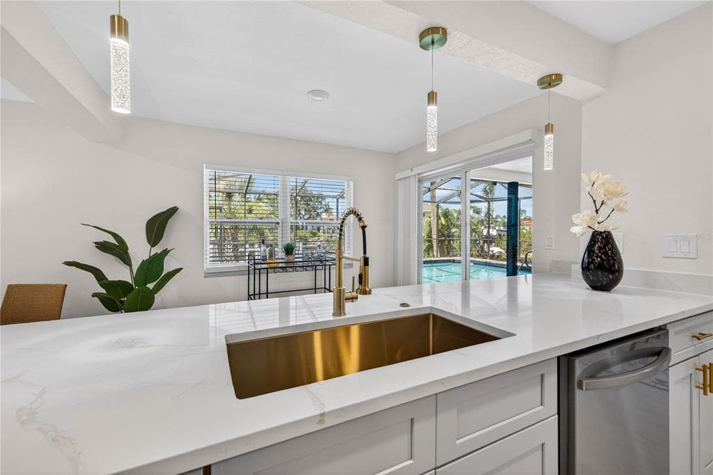 4346 MARINE PARKWAY photo 17