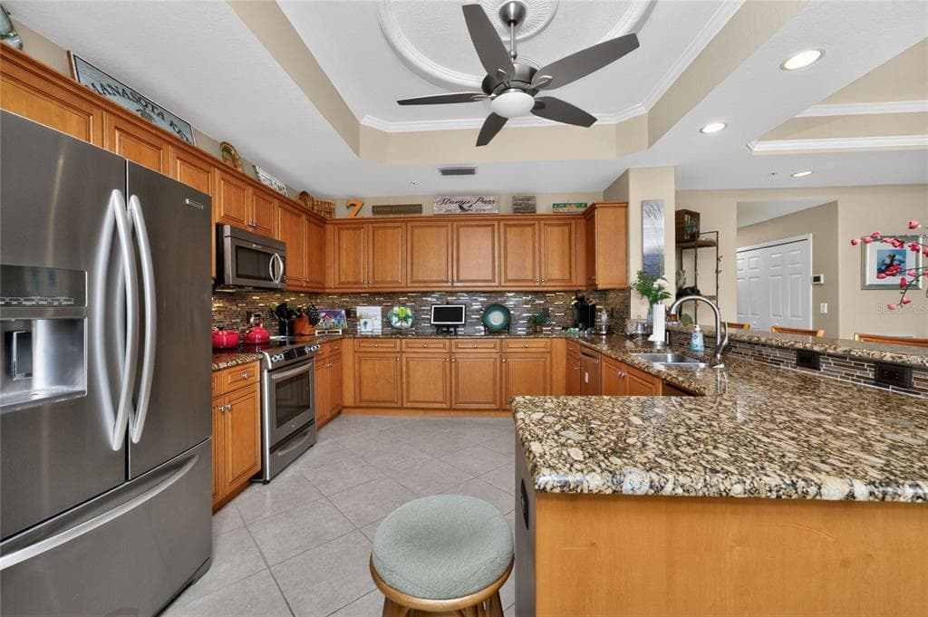 2225 N BEACH ROAD 402 photo 13