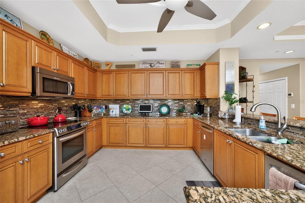 2225 N BEACH ROAD 402 photo 15