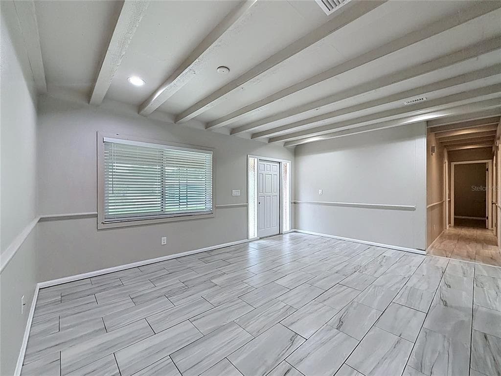 912 SHANGRI LA DRIVE photo 13