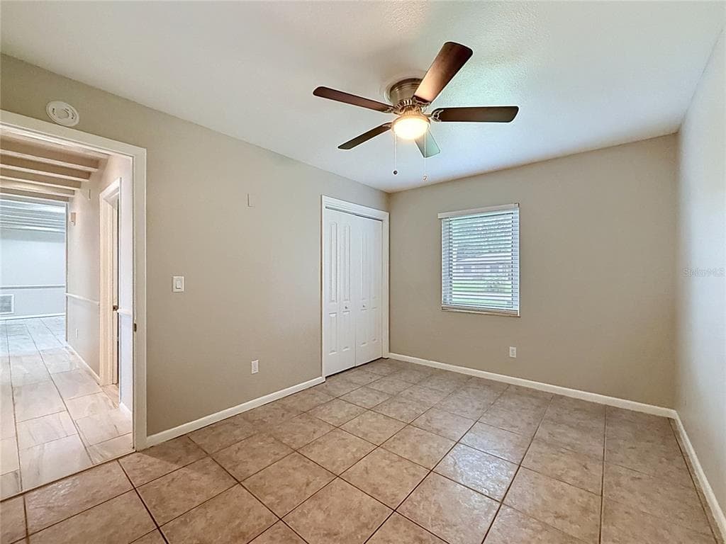 912 SHANGRI LA DRIVE photo 16
