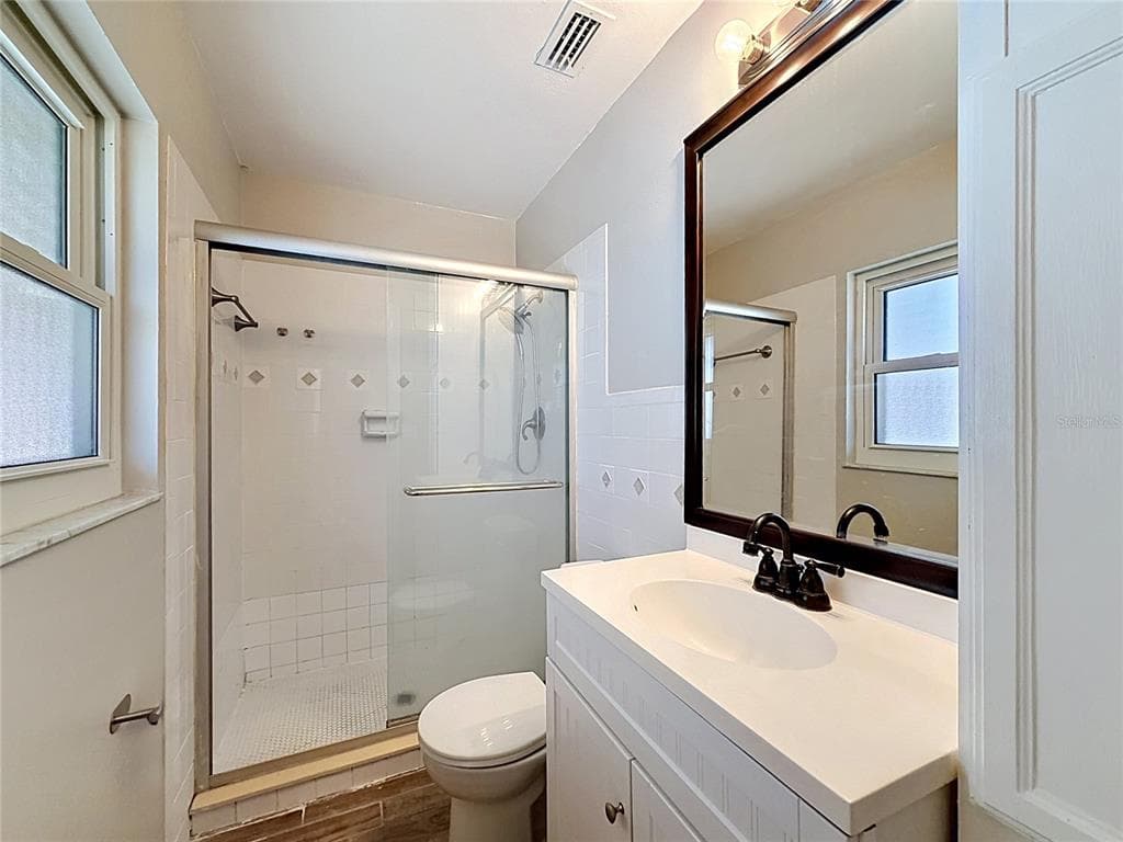 912 SHANGRI LA DRIVE photo 20