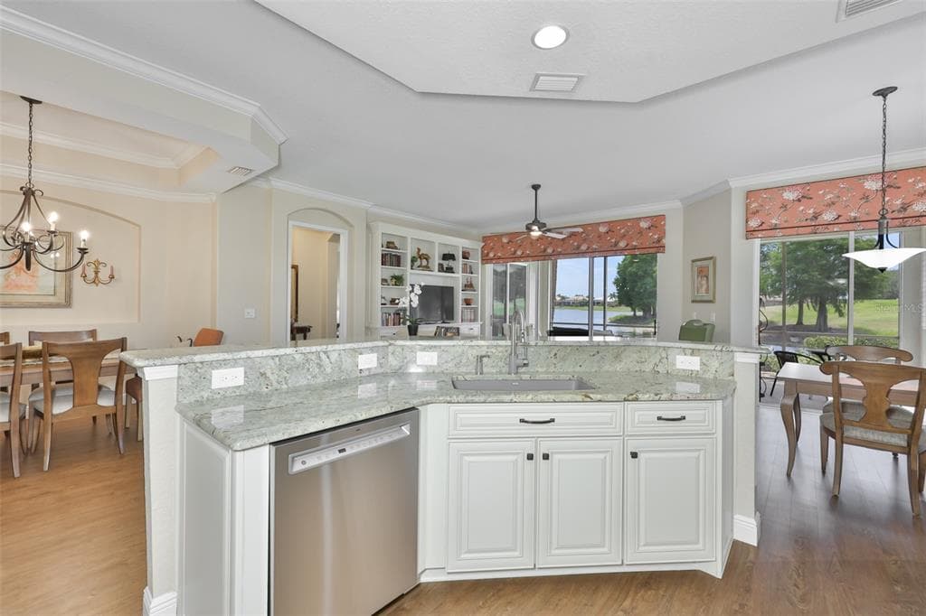 1440 EMERALD DUNES DRIVE photo 9