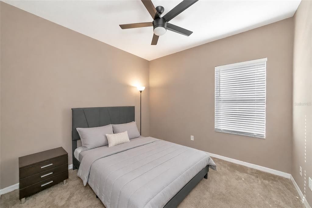 4930 NEWPORT NEWS CIRCLE photo 17