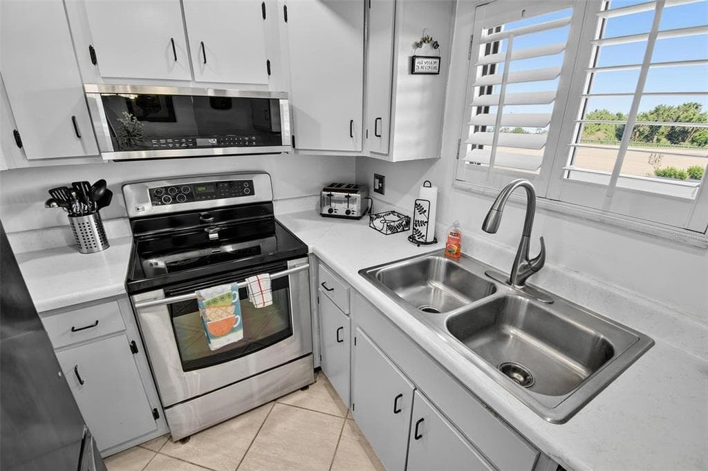 3500 S OCEAN SHORE BOULEVARD 109 photo 12