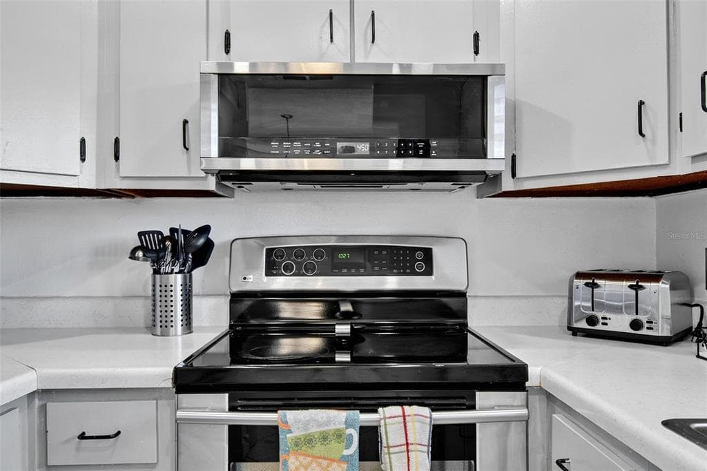 3500 S OCEAN SHORE BOULEVARD 109 photo 10