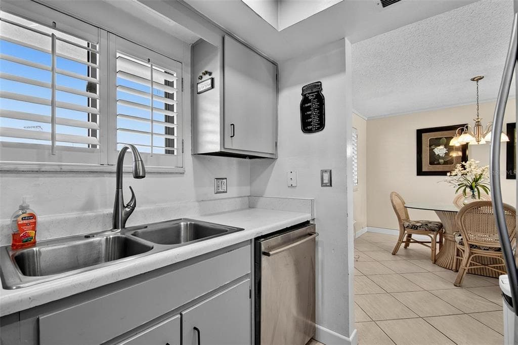 3500 S OCEAN SHORE BOULEVARD 109 photo 11