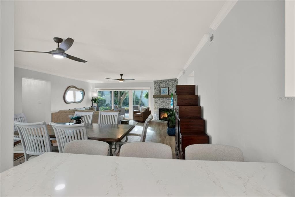 7530 SUNSHINE SKYWAY LANE S P7 photo 8