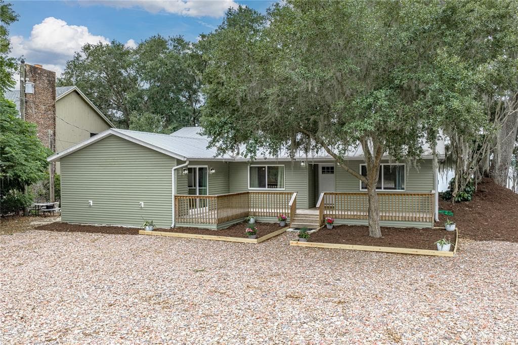 914 MANGHAM ROAD 1