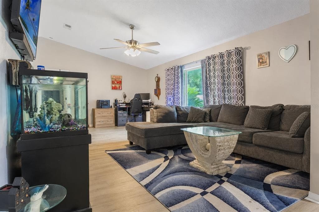 18 WESTON ROAD 5