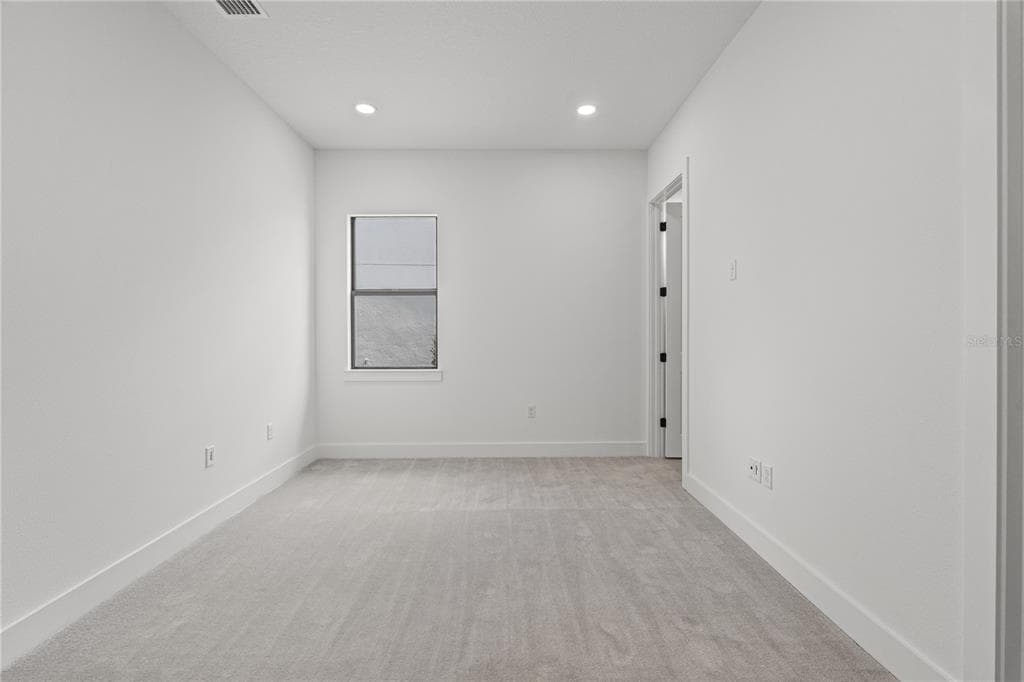 2629 WATERFRONT CIRCLE photo 17