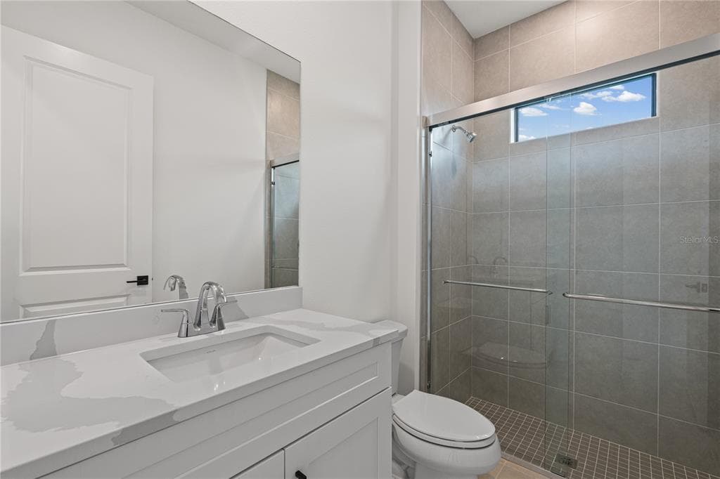 2629 WATERFRONT CIRCLE photo 12